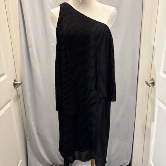 Brand New Michael Kors Black Dress Size M - Picture 10 of 10